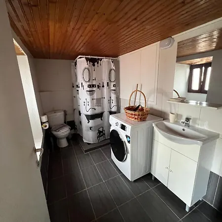 Xlimos House 펜션 *